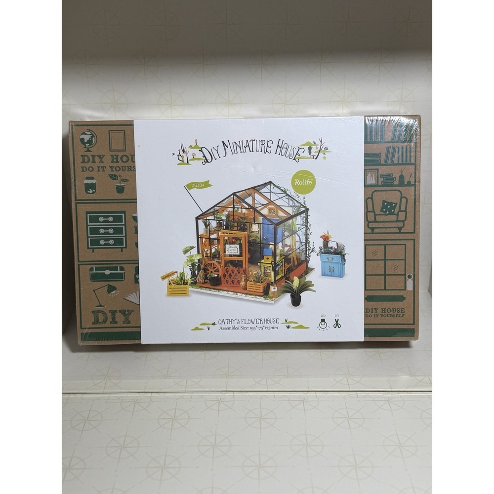 Rolife DIY Miniature House Kit Greenhouse Cathy's Flower House **NEW, SEALED**